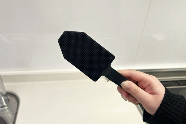 食洗機ユーザーに！山崎実業「シリコーンスポンジ」でカレー皿の予洗いが劇的にラクになった