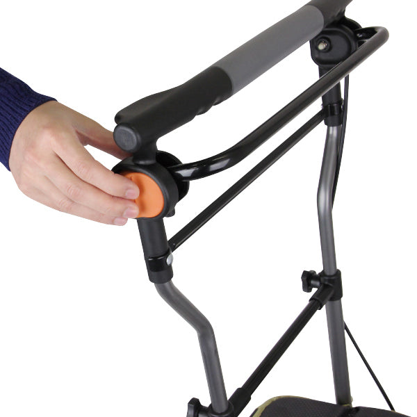 シルバーカーミドルタイプドレースコンパクト座れる幸和製作所