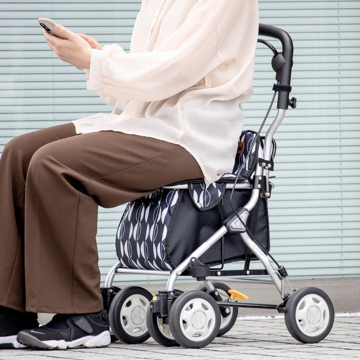 シルバーカーミドルタイプルーティ2コンパクト座れる幸和製作所