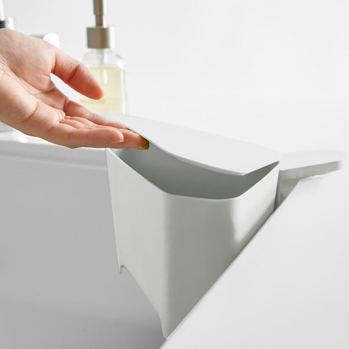 山崎実業アクア浮かせるフタ付き三角コーナー