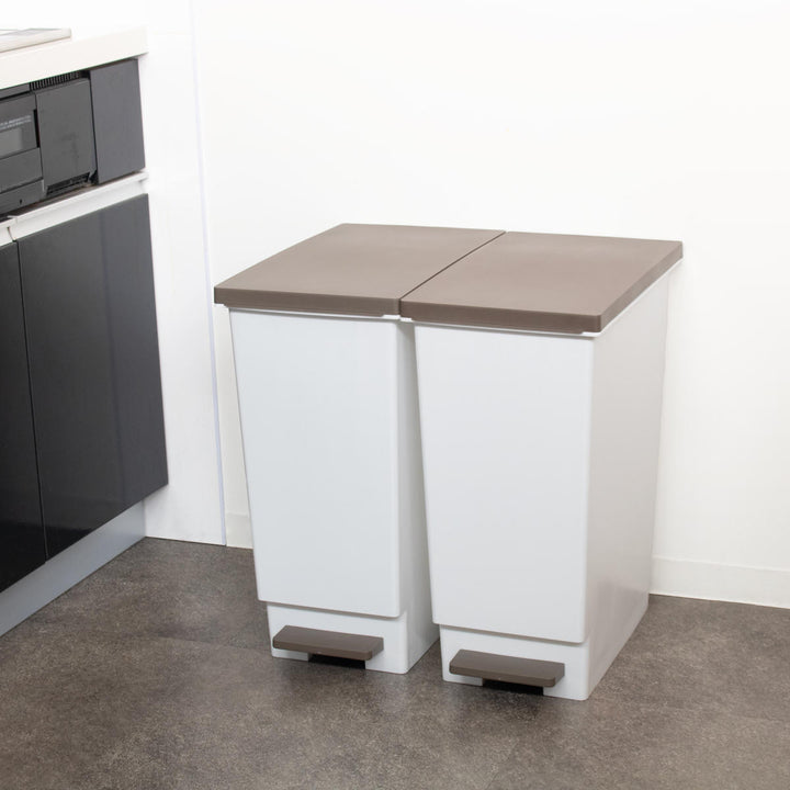 ゴミ箱20Lスリムペダルふた付き