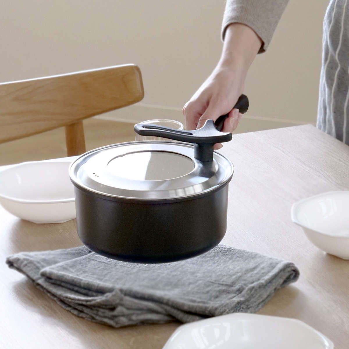 片手鍋 16cm とっても軽い片手鍋 IH対応 ガラス蓋付き – ハウジー