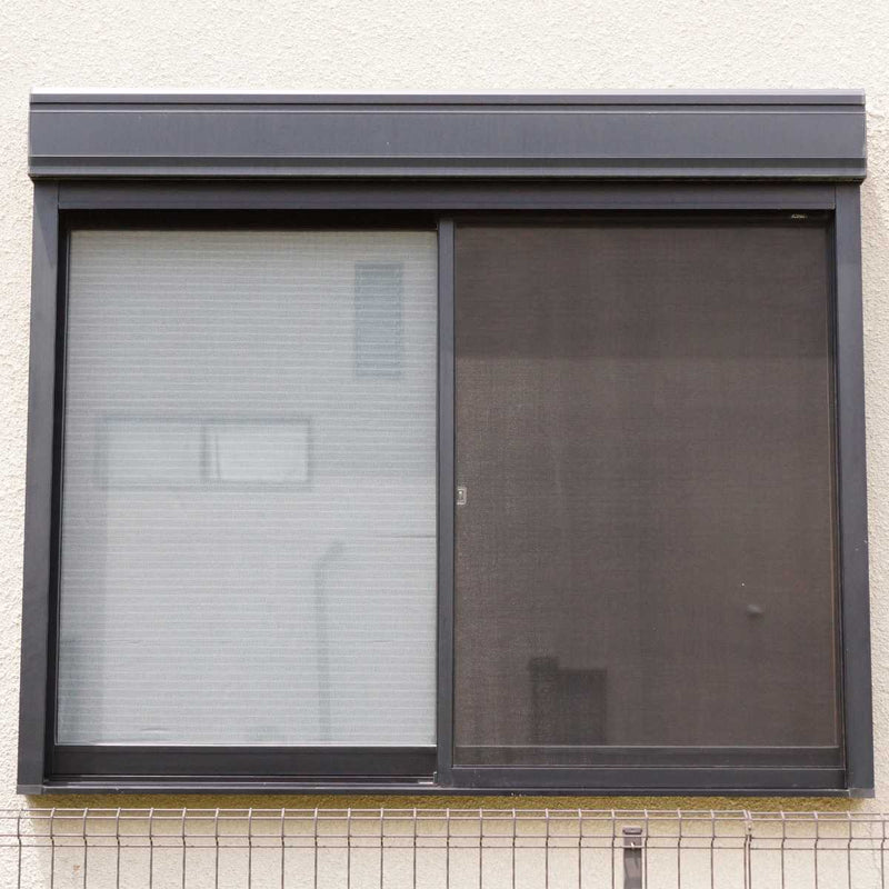 断熱シート窓に貼る目隠しシート機能メッシュタイプ