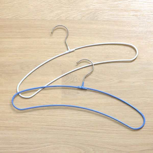 ハンガー洗濯ハンガー衣類ハンガー外干しできるノンスリップハンガー3本組肩幅39.5cm
