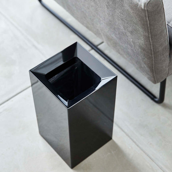 山崎実業towerトラッシュカンタワー