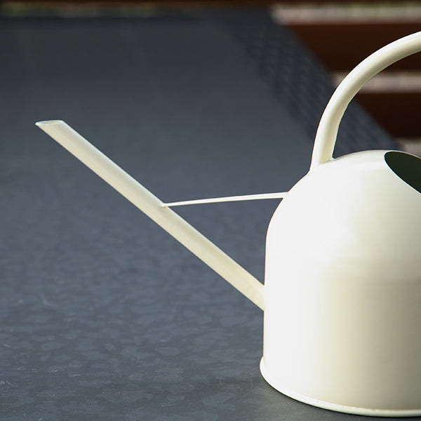 水差しガーデニング1.8L1.8リットルアイボリー