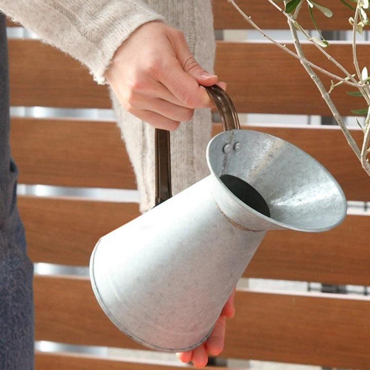 水差しガーデニング0.9L0.9リットルブラック