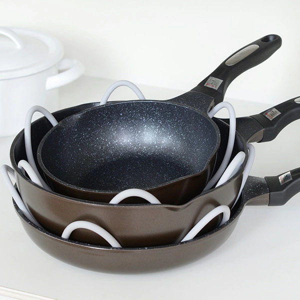 フライパン保護シート2枚入りマモリーナ