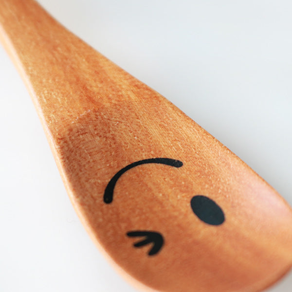 スプーン12cmデミタススプーンニコニコ＆ウィンク木製サオ籐芸