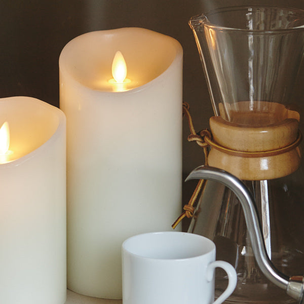 キャンドル直径9×18.6cmルミナラピラーLED