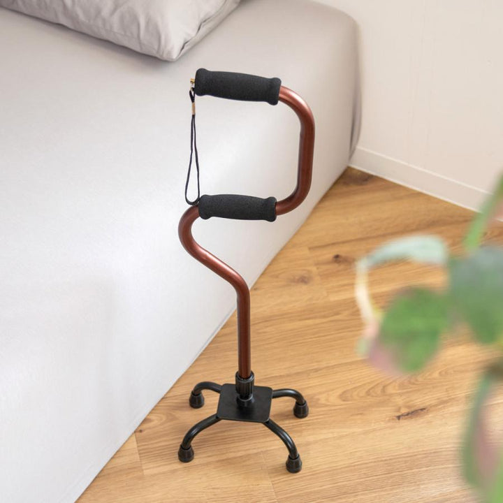 杖自立式2段型4点杖ブラウン