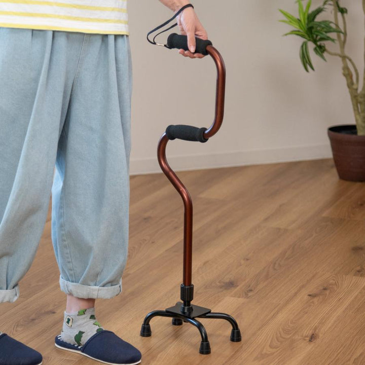 杖自立式2段型4点杖ブラウン