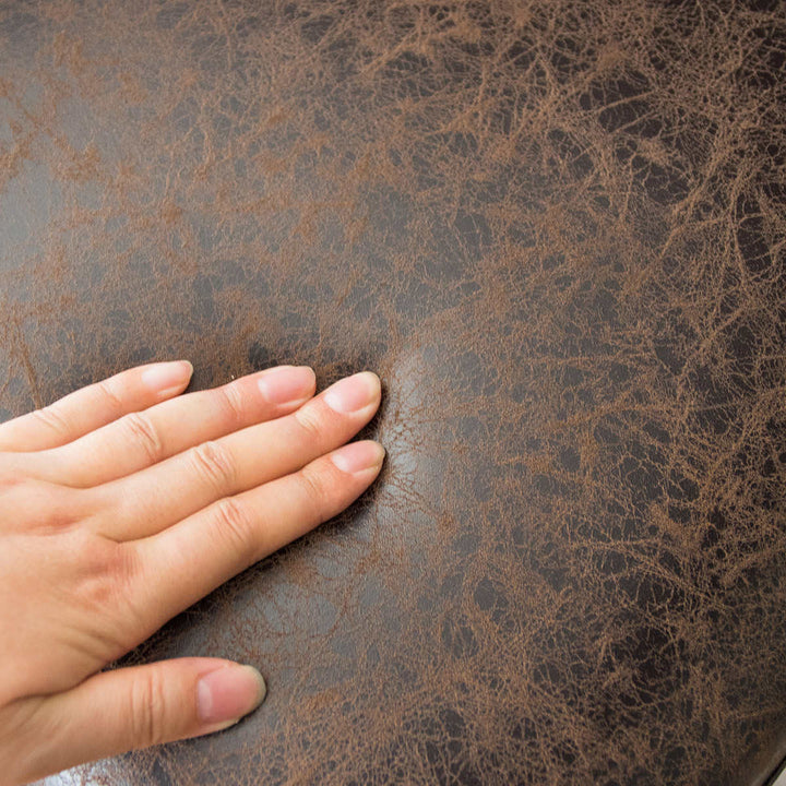 チェア座面高50cmレザー調ヴィンテージ加工スタッズ肘掛け