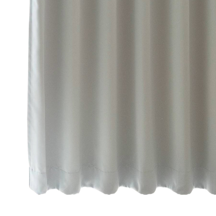 シルバーグレー