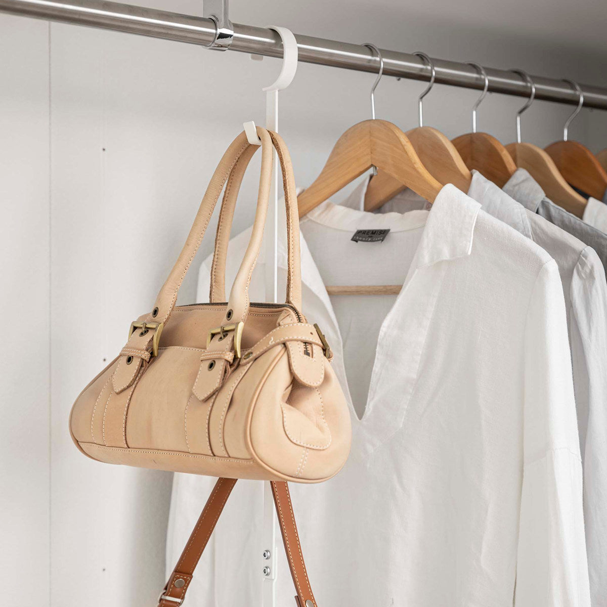 Smart Heater スマートハンガー付き Smart Envi 120v Plug-in Electric Panel Wall Heater | eheat, Inc.