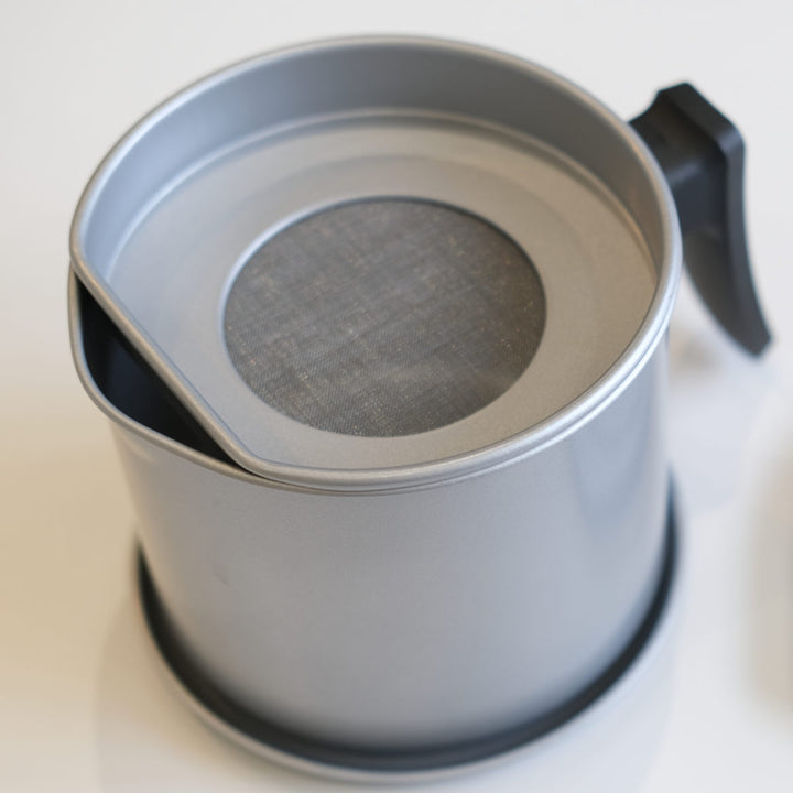 オイルポット0.8Lチーノ受け皿付きシリコン加工