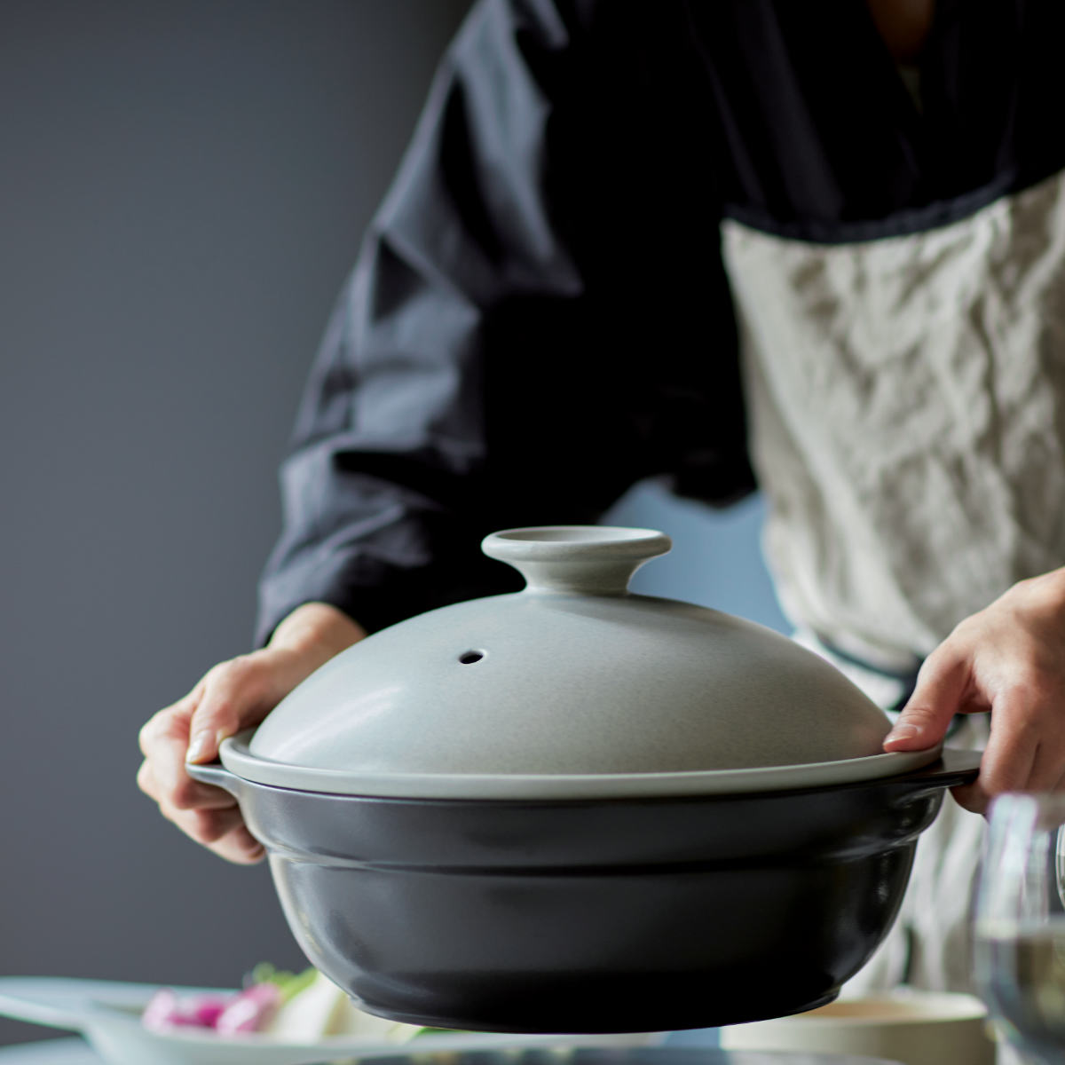 土鍋 8号 IH対応 Karl 軽量土鍋 蒸し皿付き – ハウジー