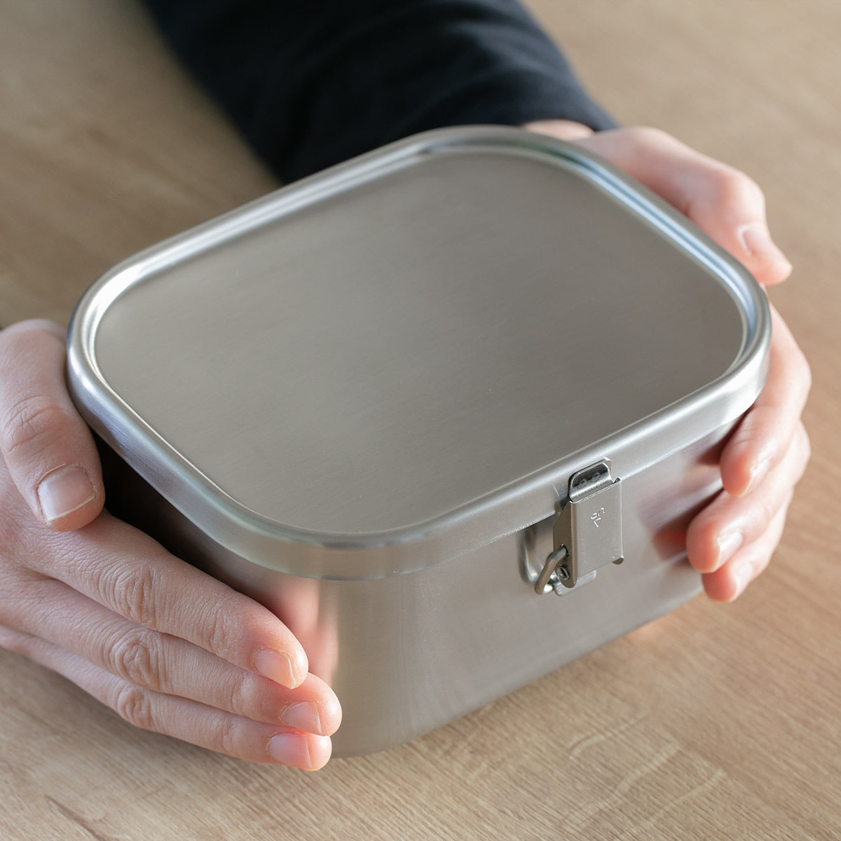 工房アイザワ 深型ランチボックス 1段 900ml 止金付 70090