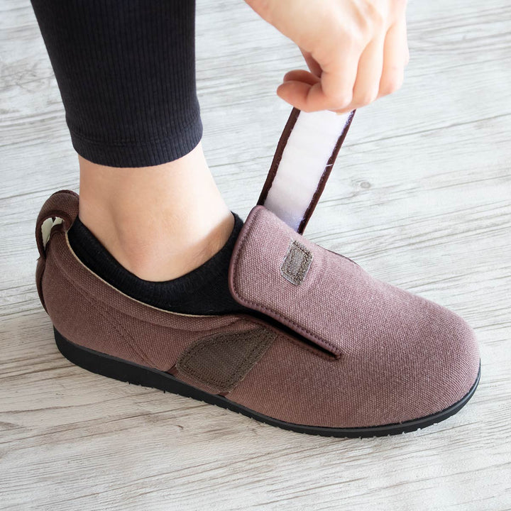 介護シューズあゆみダブルマジック2両足3ESS～L施設用