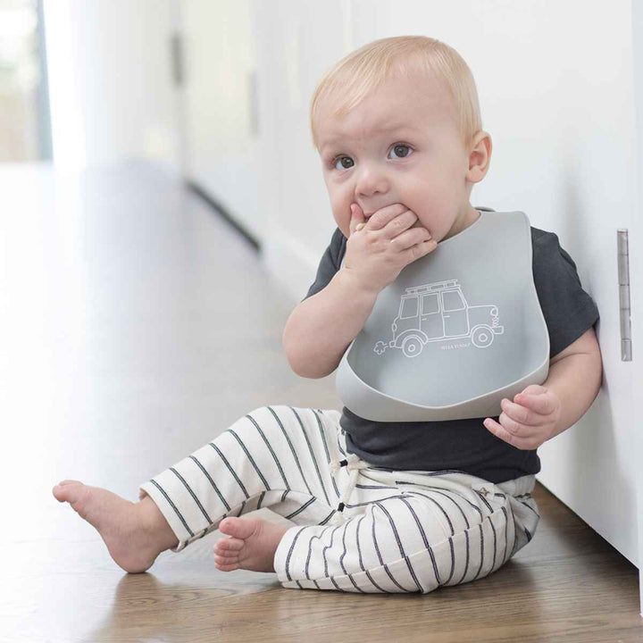 お食事エプロンBELLATUNNOWonderBib