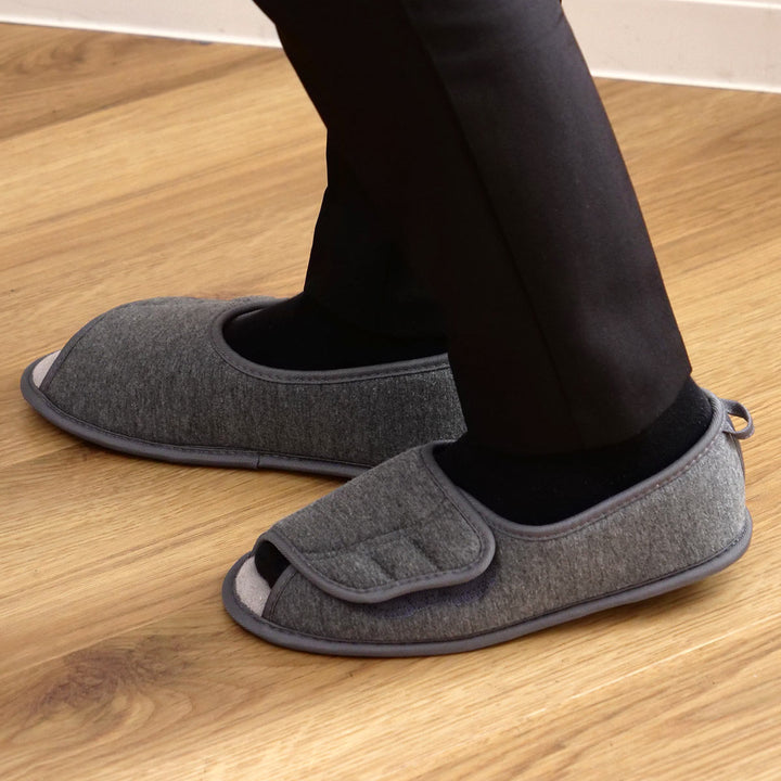 介護シューズあゆみやわらか底でフィット前開き両足3EM～LL自宅用