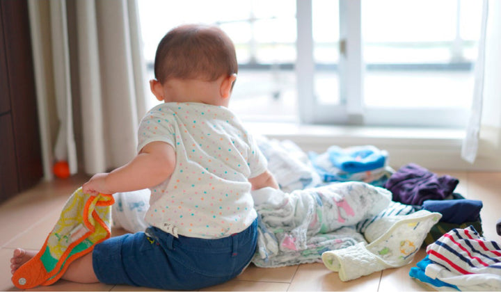 ハンガー6本組ベビー&キッズキャッチフックハンガー首元を伸ばさずに干せる