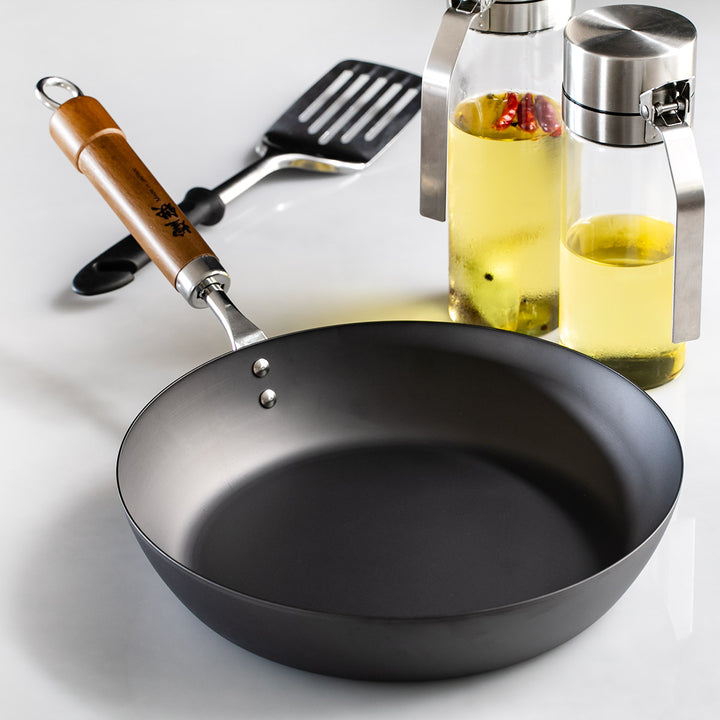 鉄フライパン26cm煌鉄窒化加工日本製