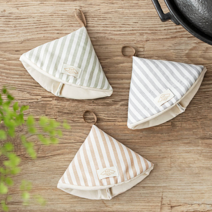 ＆NE鍋つかみ大きな三角鍋つかみナチュラルチェックストライプ