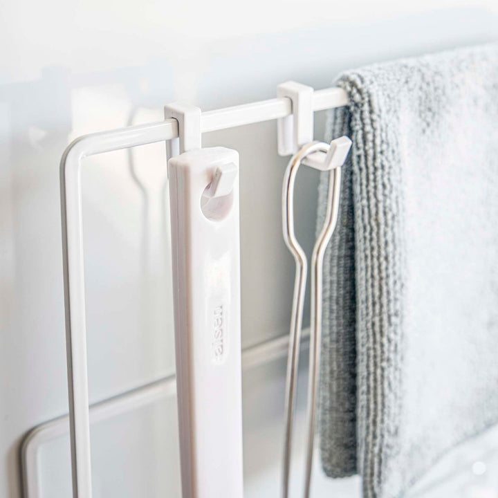 山崎実業towerフィルムフック布巾＆まな板ホルダータワー