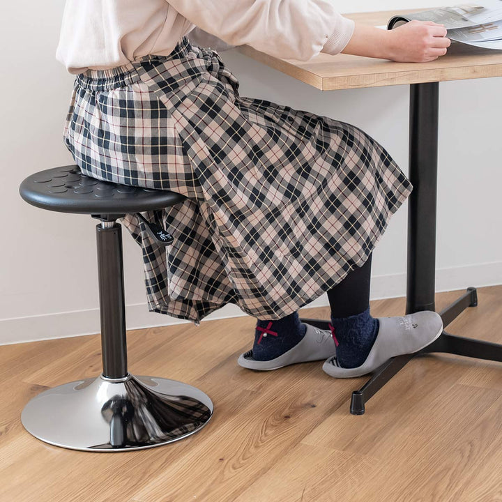 スツール丸昇降回転座面高43～61.8cm