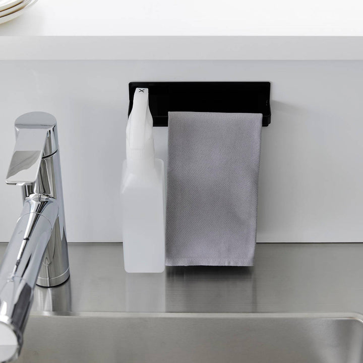 山崎実業towerマグネットキッチンタオルハンガータワー