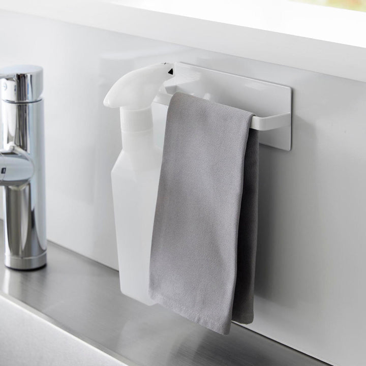 山崎実業towerマグネットキッチンタオルハンガータワー