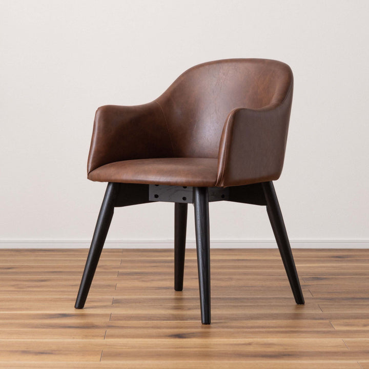 ダイニングチェア座面高43cm肘掛け付きカラメリ