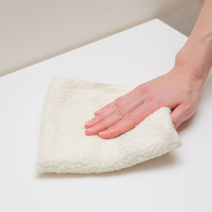 チェスト5段幅54×奥行42×高さ108cm脚付き