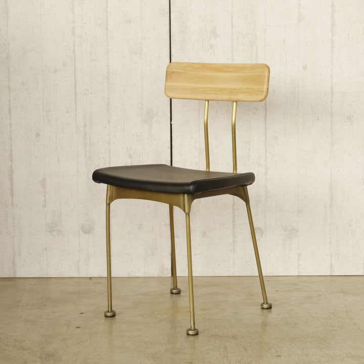 ダイニングチェア2脚セット床傷防止シール付き疲れにくい背もたれ天然木座面高42.5cm