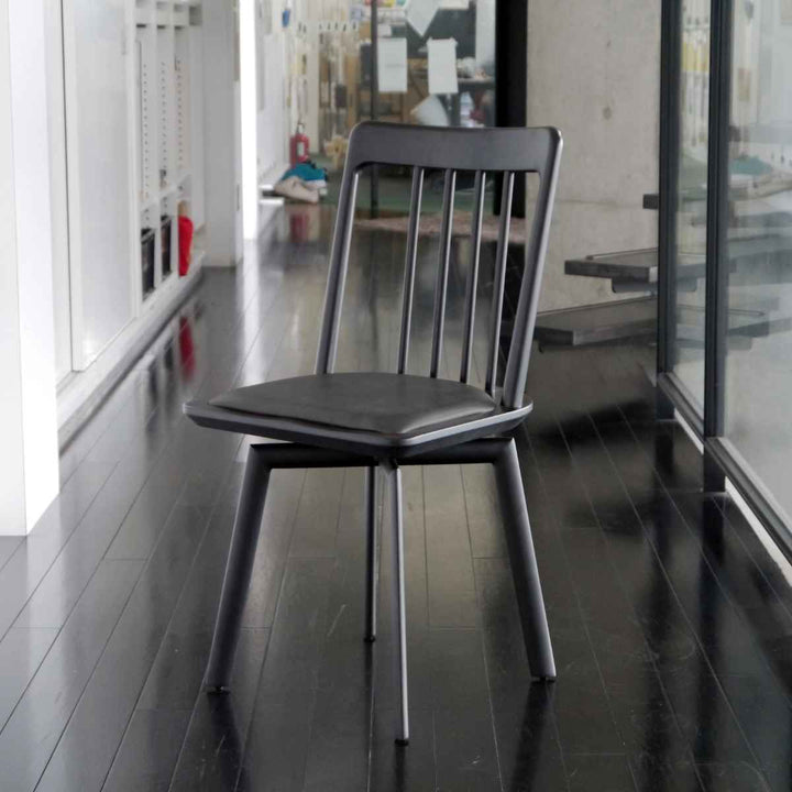 ダイニングチェア回転疲れにくい背もたれモダン