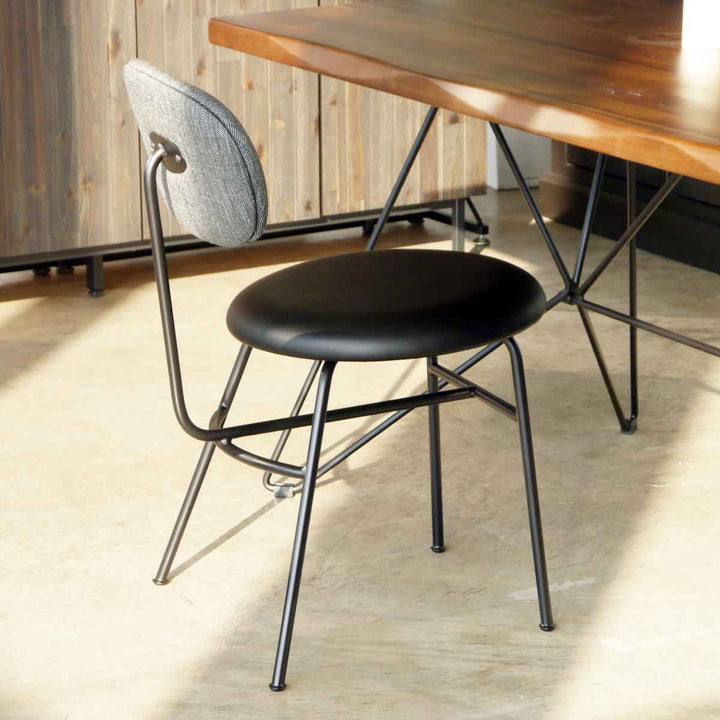 ダイニングチェア2脚セット疲れにくい背もたれモノトーン