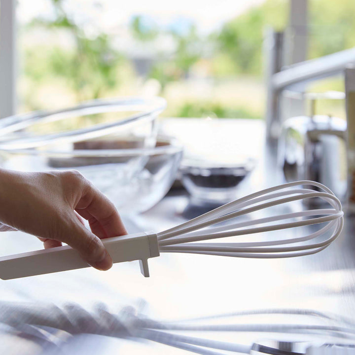 山崎実業towerシリコーンハンドル泡立て器タワー