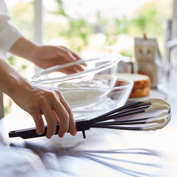 山崎実業towerシリコーンハンドル泡立て器タワー