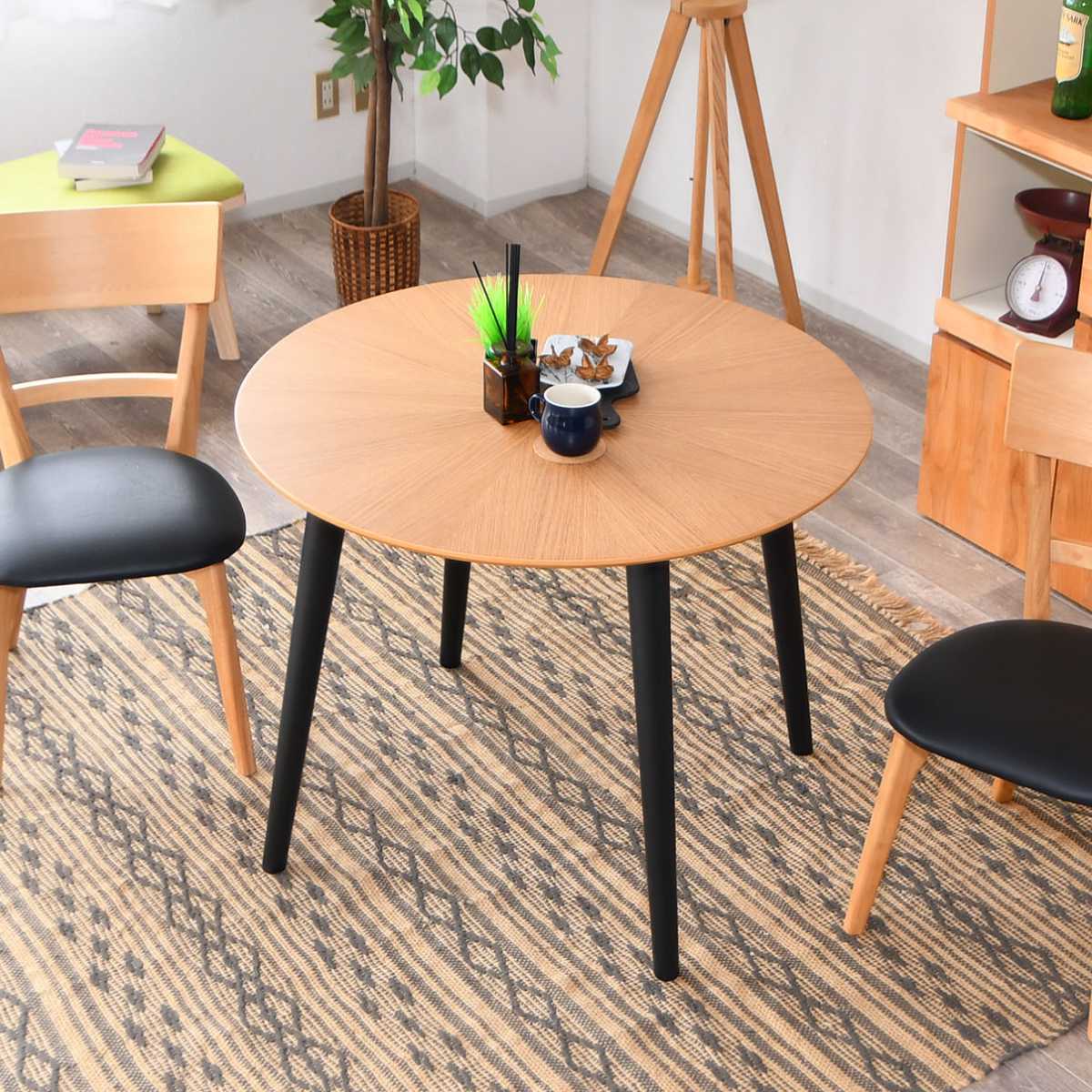 ダイニングテーブル 円型 幅90cm マリヤ – ハウジー