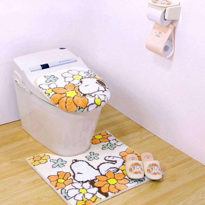 スヌーピー花いっぱいトイレマット約58×60cm