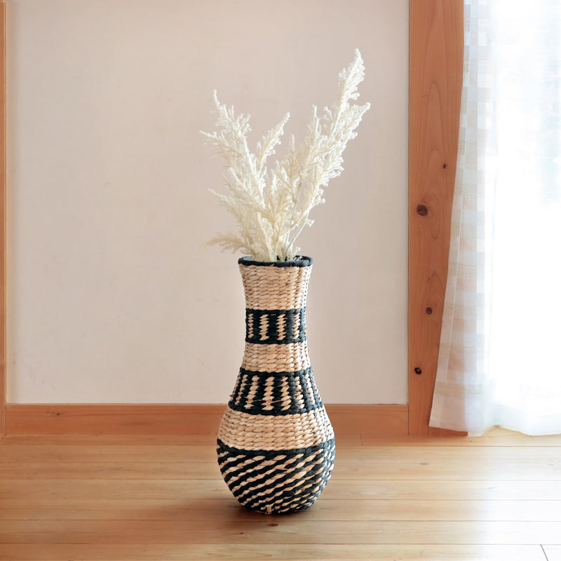 花瓶ヤニスラニアフラワーベース