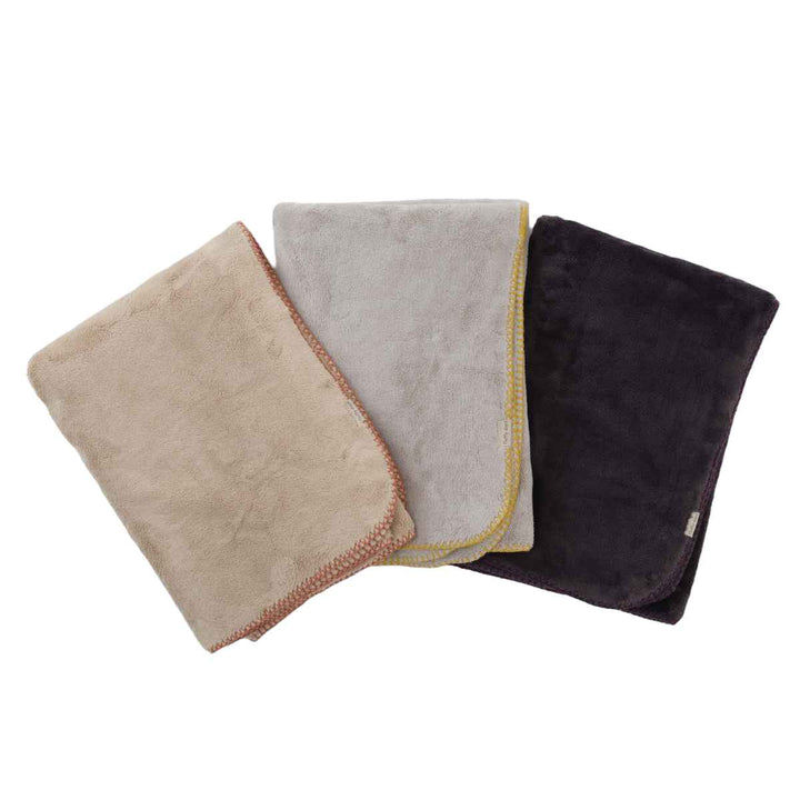 ひざ掛け毛布90×90cmfluffydays吸湿発熱