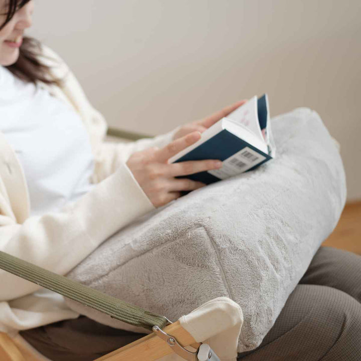 三角クッションcomfyu43×30cm