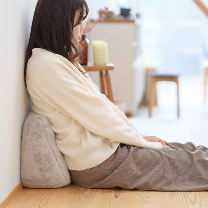 三角クッションcomfyu43×30cm