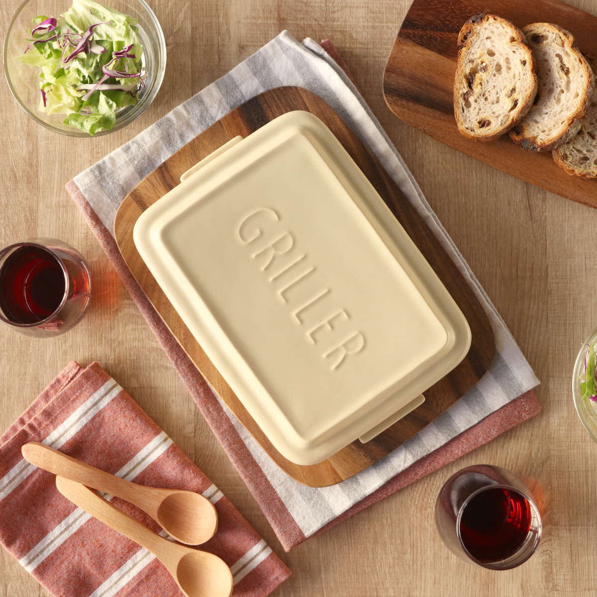 カッティングボード TOOLS ウッドボード L – ハウジー