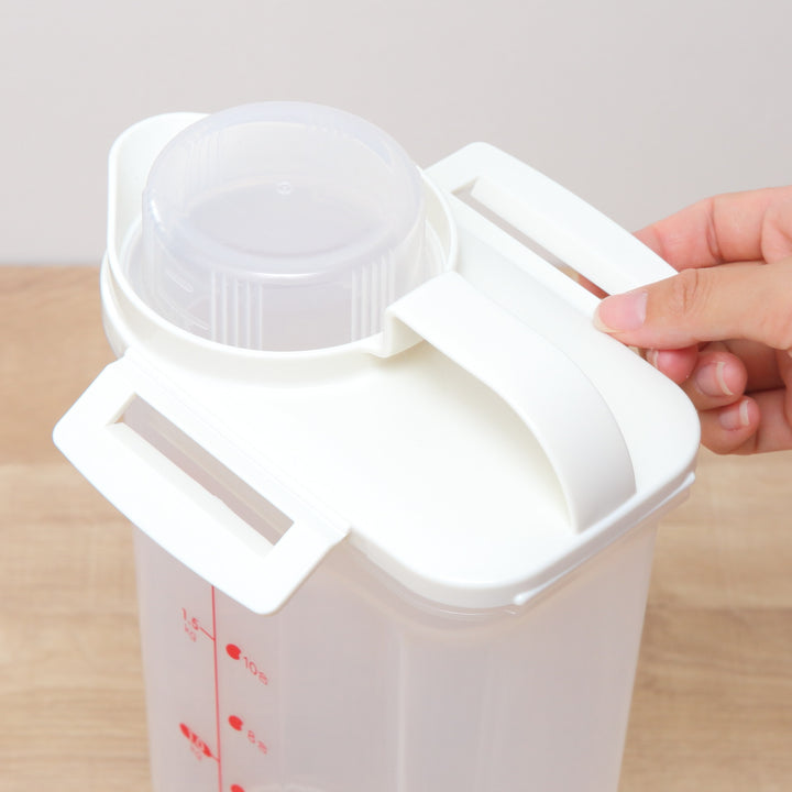 米びつ2.4kg密閉ハンディライスストッカー冷蔵庫