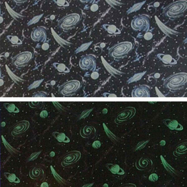 【在庫処分特価】壁紙シールスタープラネット蓄光はってはがせる壁デコ46.5×120cm