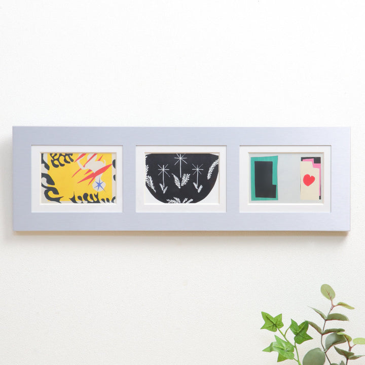 フォトフレームメモリーズアルミ3ウィンドーL判