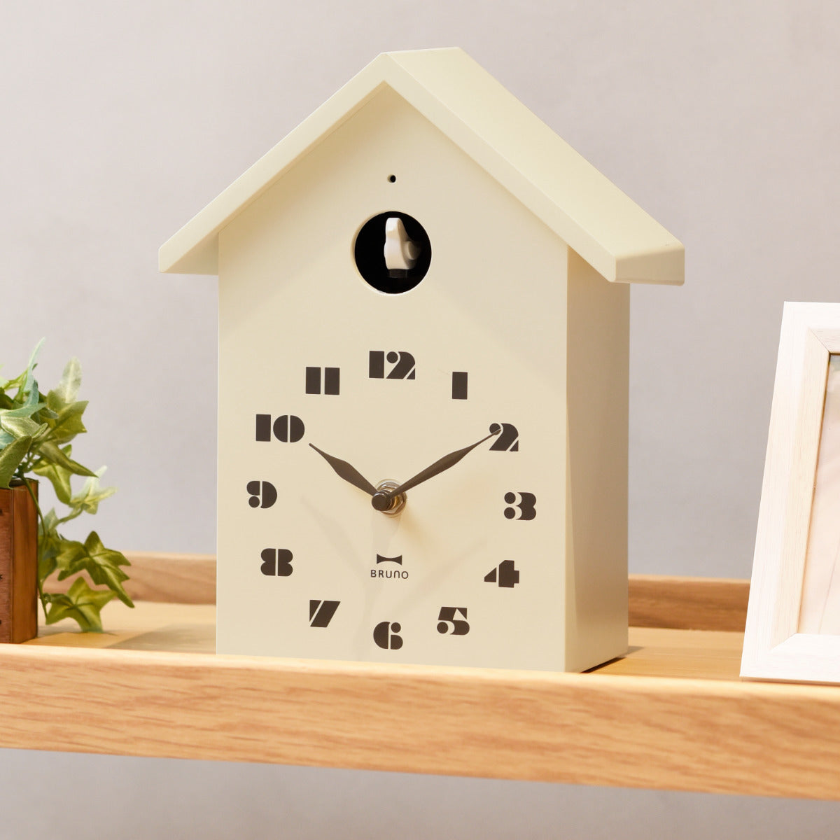 BRUNO 掛け時計 鳩時計 バードハウスクロック 掛置兼用 – ハウジー